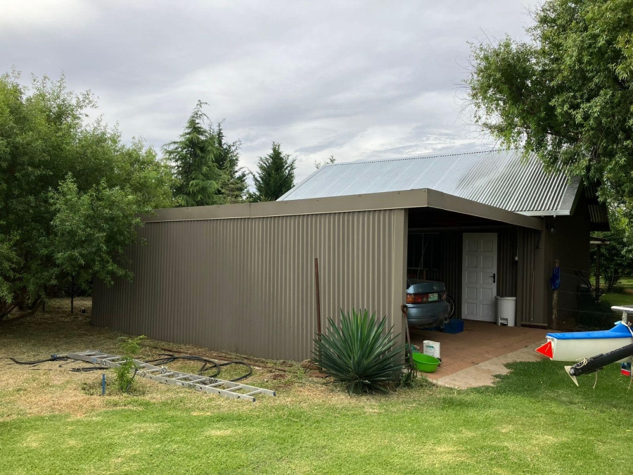 10 Bedroom Property for Sale in Bainsvlei Free State